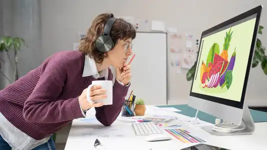 Canva vs. Profi-Designer: Wann lohnt sich die Investition?