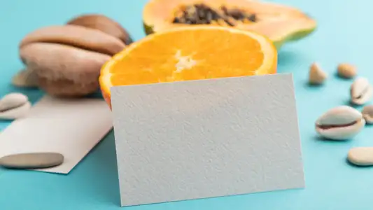 Der haptische Händedruck: Warum Visitenkarten im digitalen Zeitalter überleben